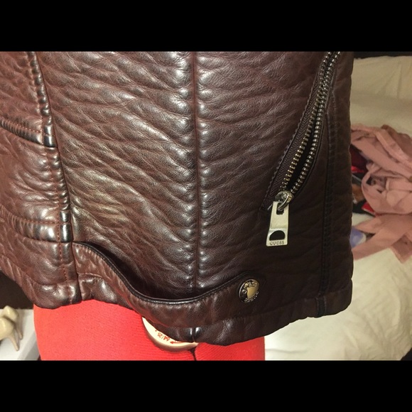 Leather jacket - Picture 4 of 8